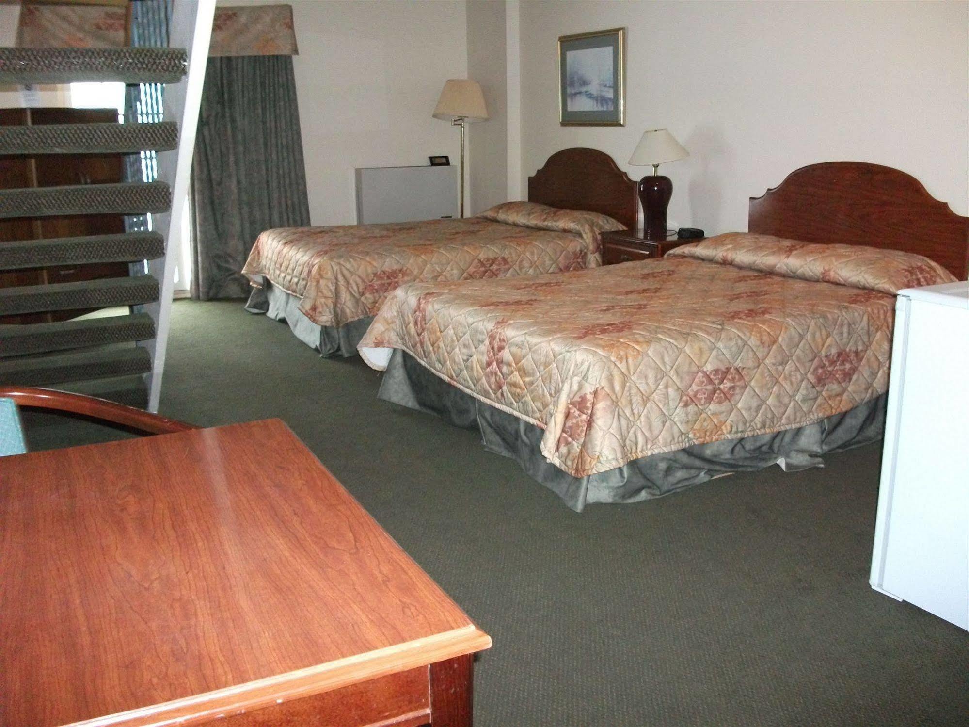 Travelodge By Wyndham Wasaga Beach Rum bild