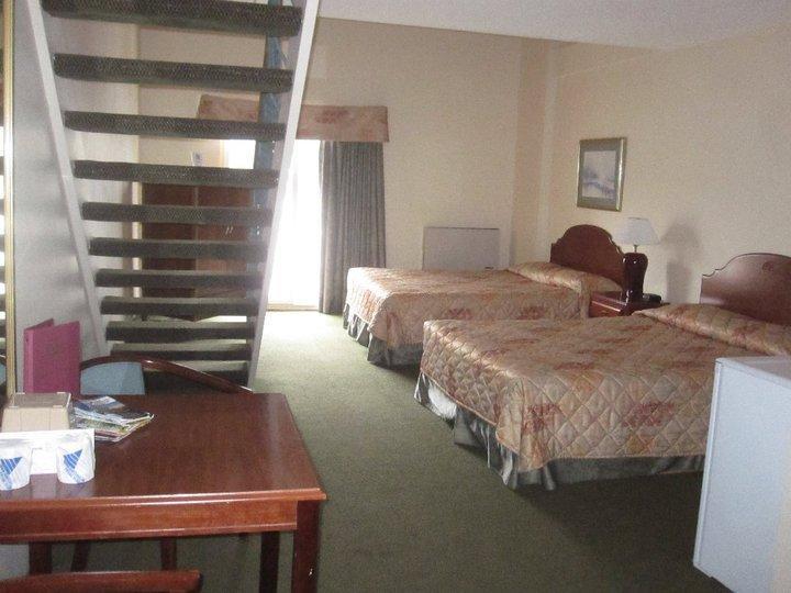 Travelodge By Wyndham Wasaga Beach Exteriör bild