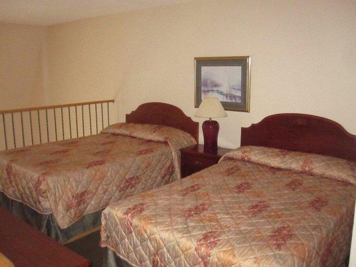Travelodge By Wyndham Wasaga Beach Exteriör bild